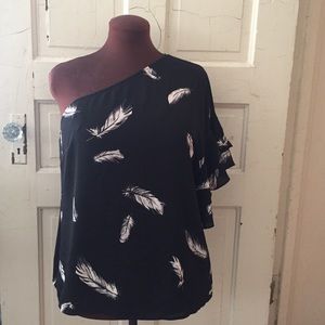 One Shoulder Flutter Sleeve Feather Top